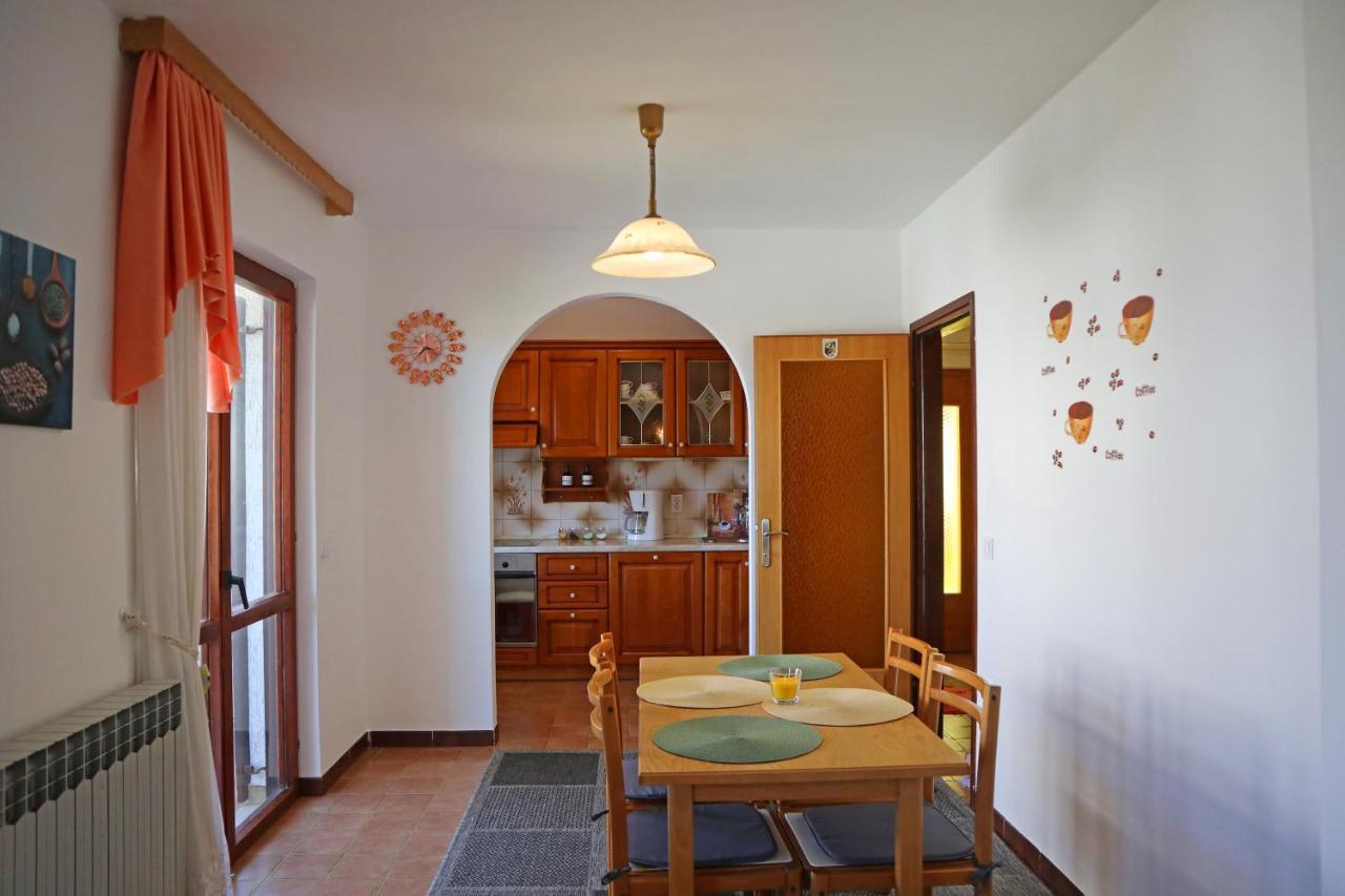 Апартаменти Apartman Slavko Tar-Vabriga Екстер'єр фото