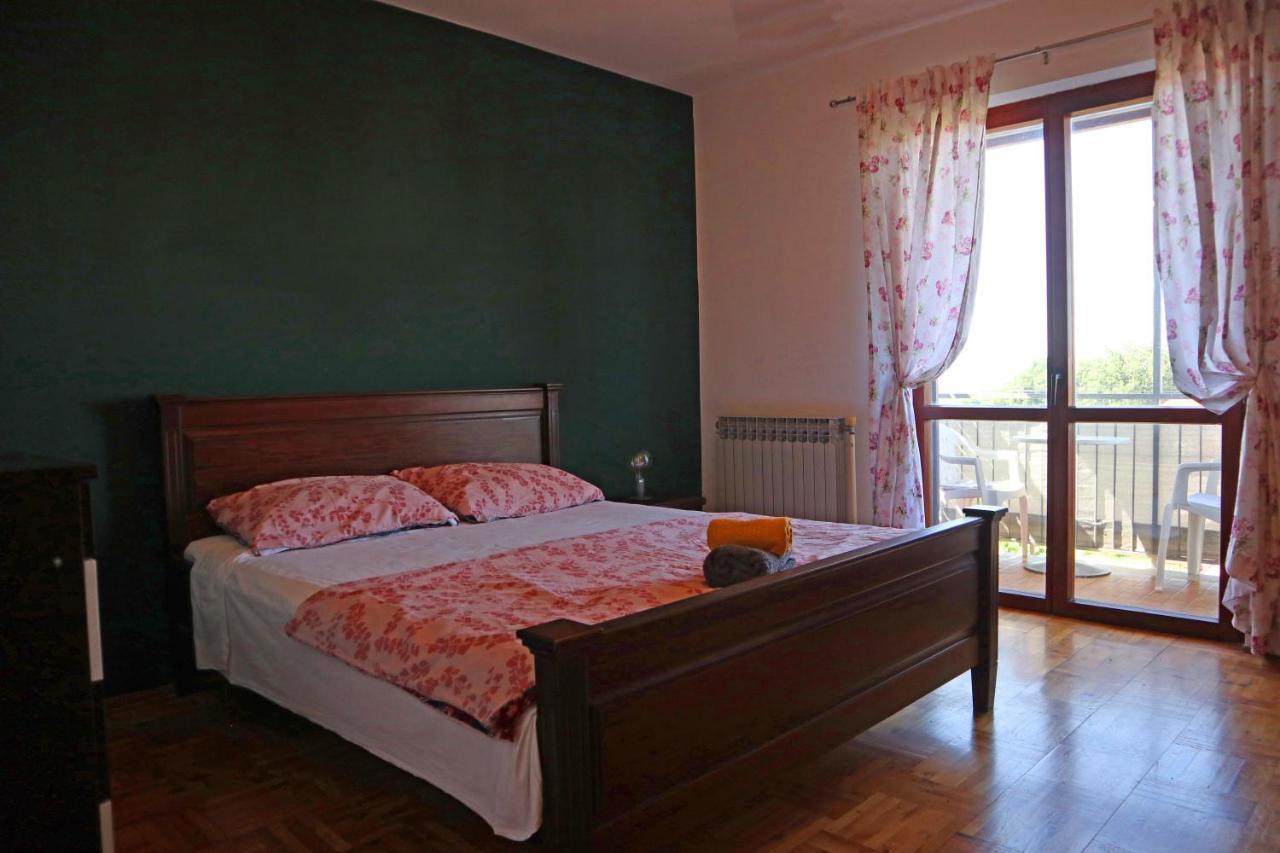Апартаменти Apartman Slavko Tar-Vabriga Екстер'єр фото