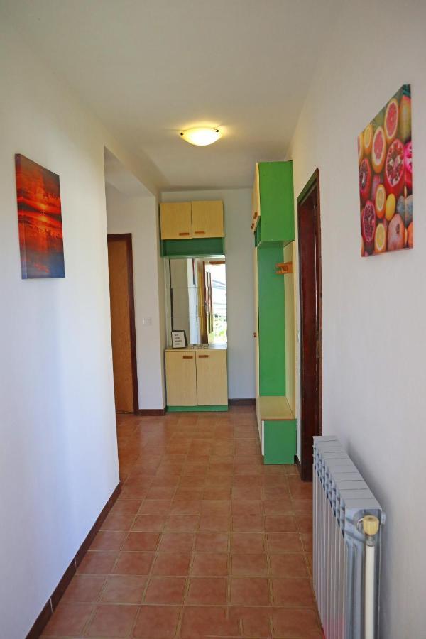 Апартаменти Apartman Slavko Tar-Vabriga Екстер'єр фото