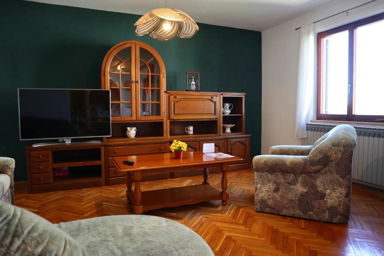 Апартаменти Apartman Slavko Tar-Vabriga Екстер'єр фото